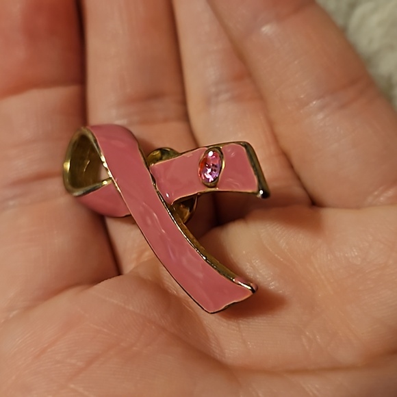 #0103 Breast Cancer 🎀 pin - Picture 3 of 3